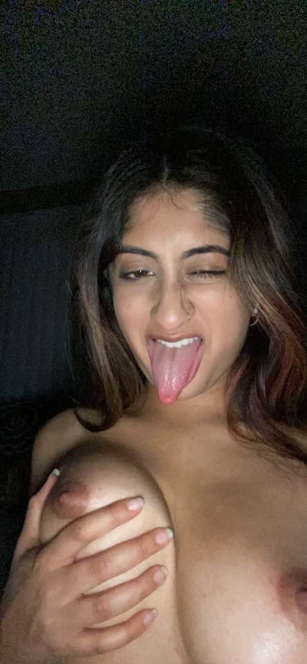 Indian gf nude selfies
